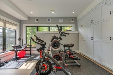 1170 Rockcliffe Street Halifax NS photo 36